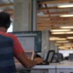 കാനഡ: ചൈനീസ് ഇവികൾക്കുള്ള 100% താരിഫ് വർധന; വ്യവസായങ്ങളെ ദോഷകരമായി ബാധിക്കുമെന്ന് വിദഗ്ധർ